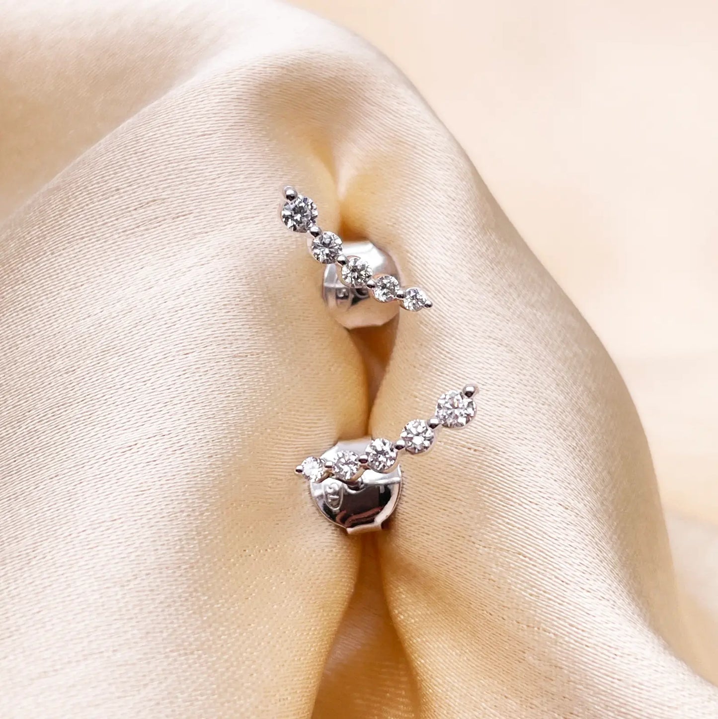 18ct White Gold Natural Diamond Graduating Crawler Climber Earrings 0.25ct Diamond earring