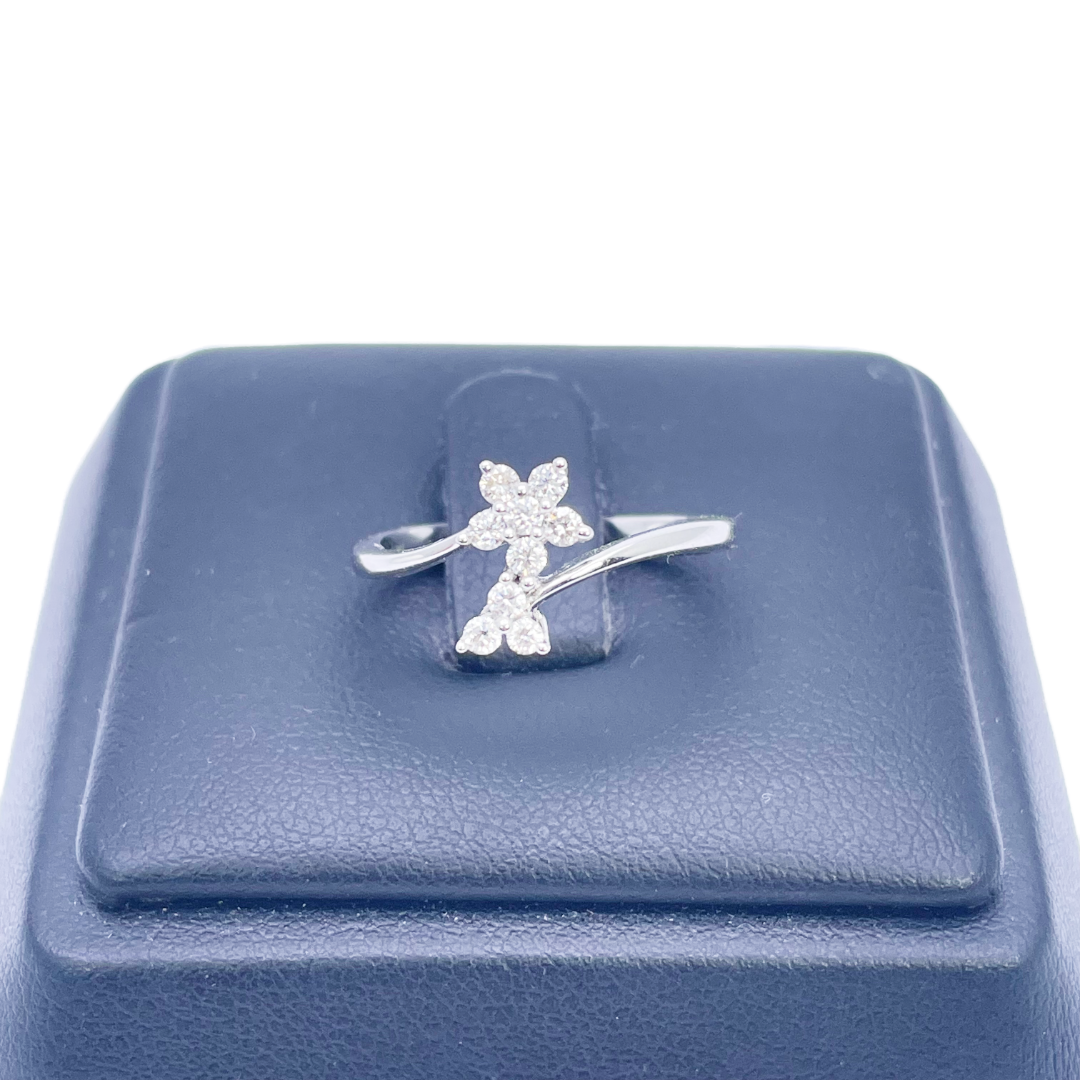 18ct White Gold Round Diamond Floral Crossover Ring 0.21ct
