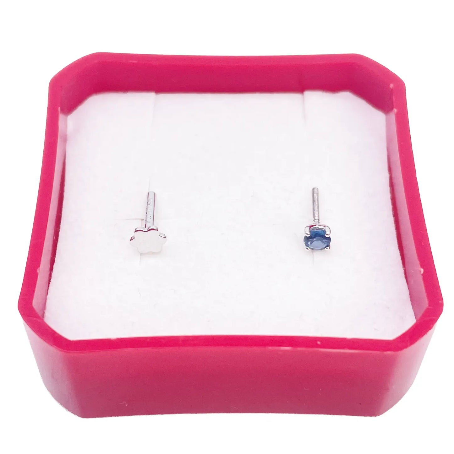 18ct Gold Natural Round Sapphire 4-Claw Nose Stud Pin 0.10ct 2.8mm Width 