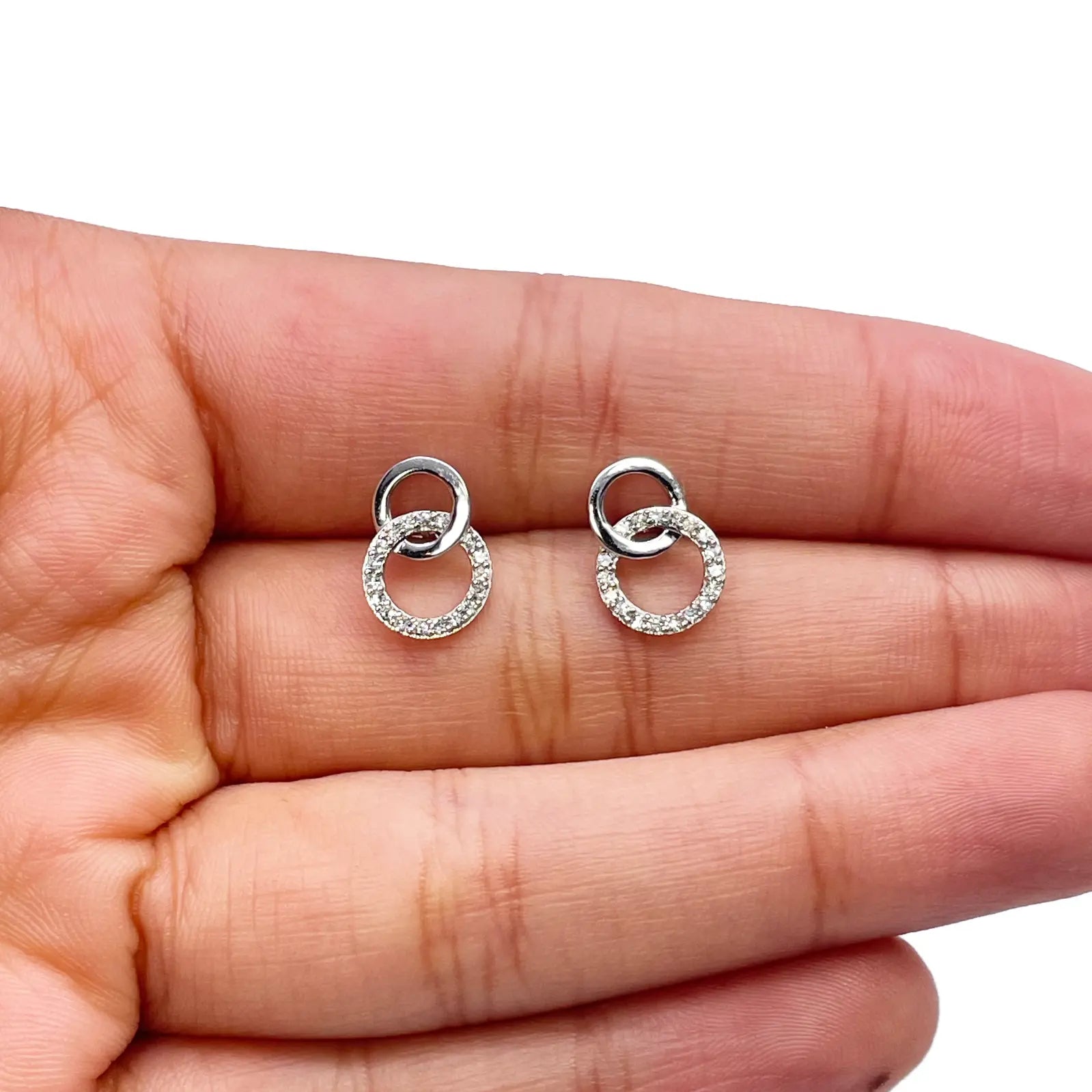 18ct White Gold Double Circle Natural Diamond Stud Earring 0.15ct 