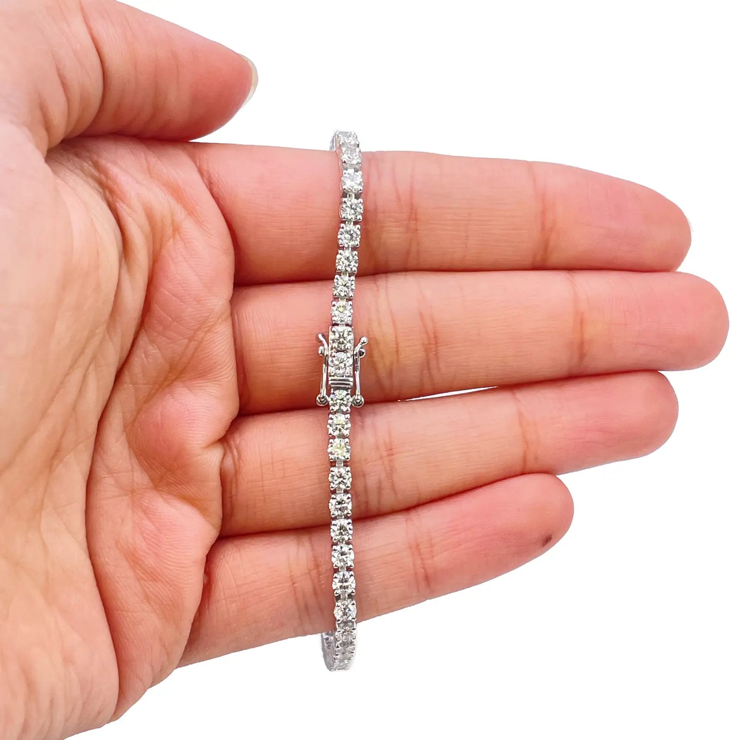 18ct White Gold Natural Diamond Tennis Bracelet Prong 5.36ct 7 Inches IGI Cert¬† Diamond Bracelets