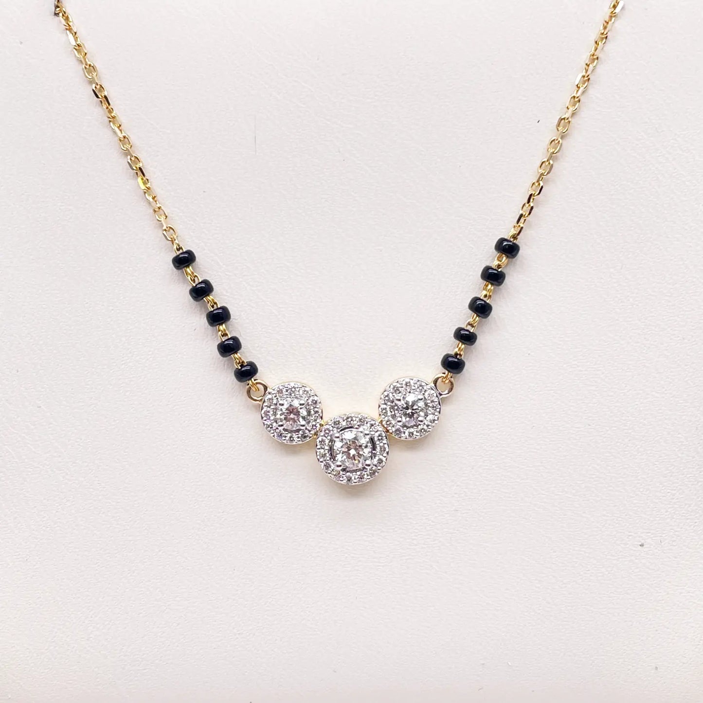 18ct Yellow Gold Natural Diamond 0.62ct Triple Halo Pendant Mangalsutra Necklace Hallmarked  Mangalsutra Chains