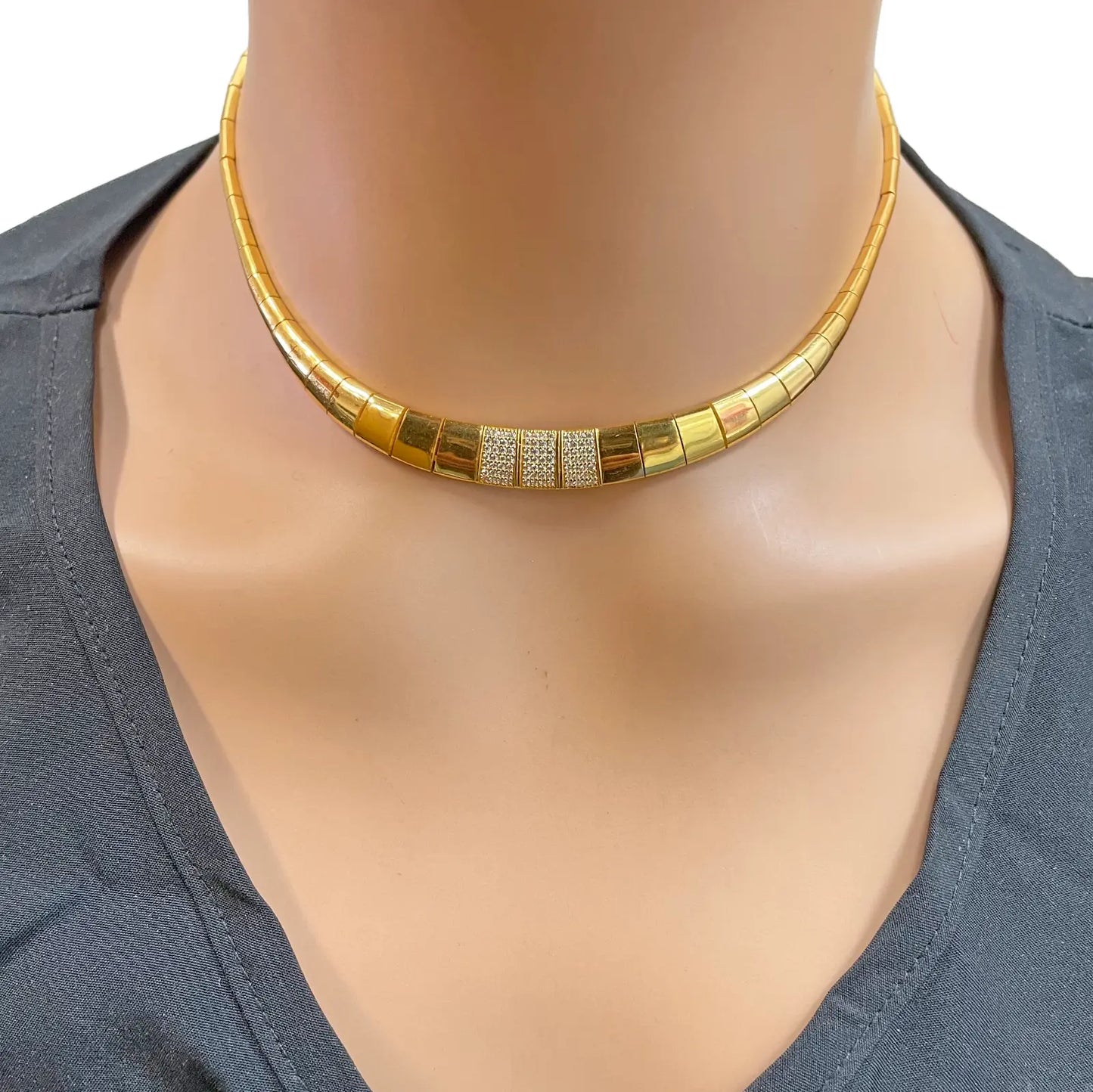 22ct Gold Cubic Zirconia Choker Necklace High Polished 15 Inches 8.8mm Width 