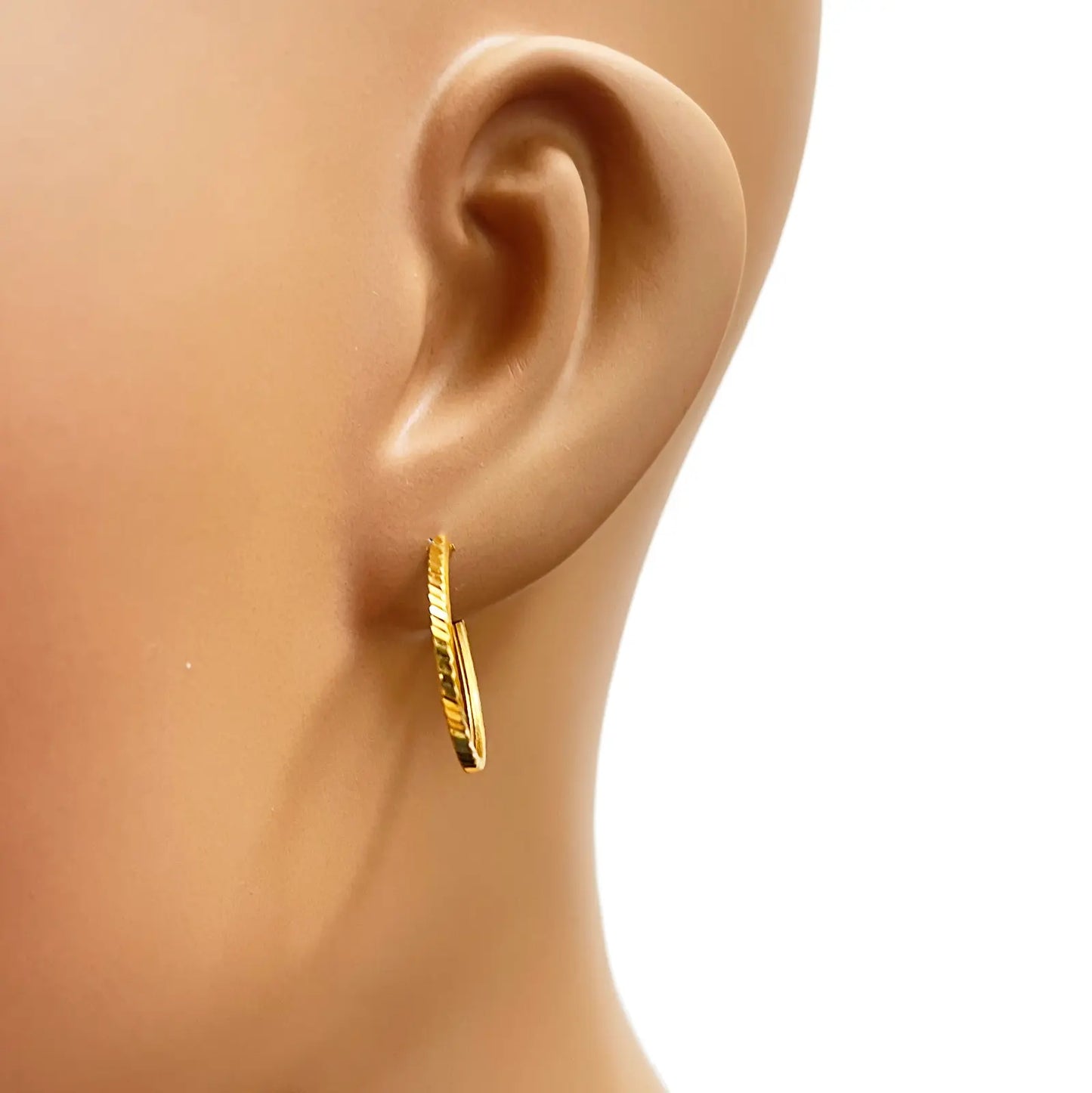 22ct Gold Diamond-Cut High-Polish Hoop Earrings ? 14mm Diameter  Gold Hoop Earring