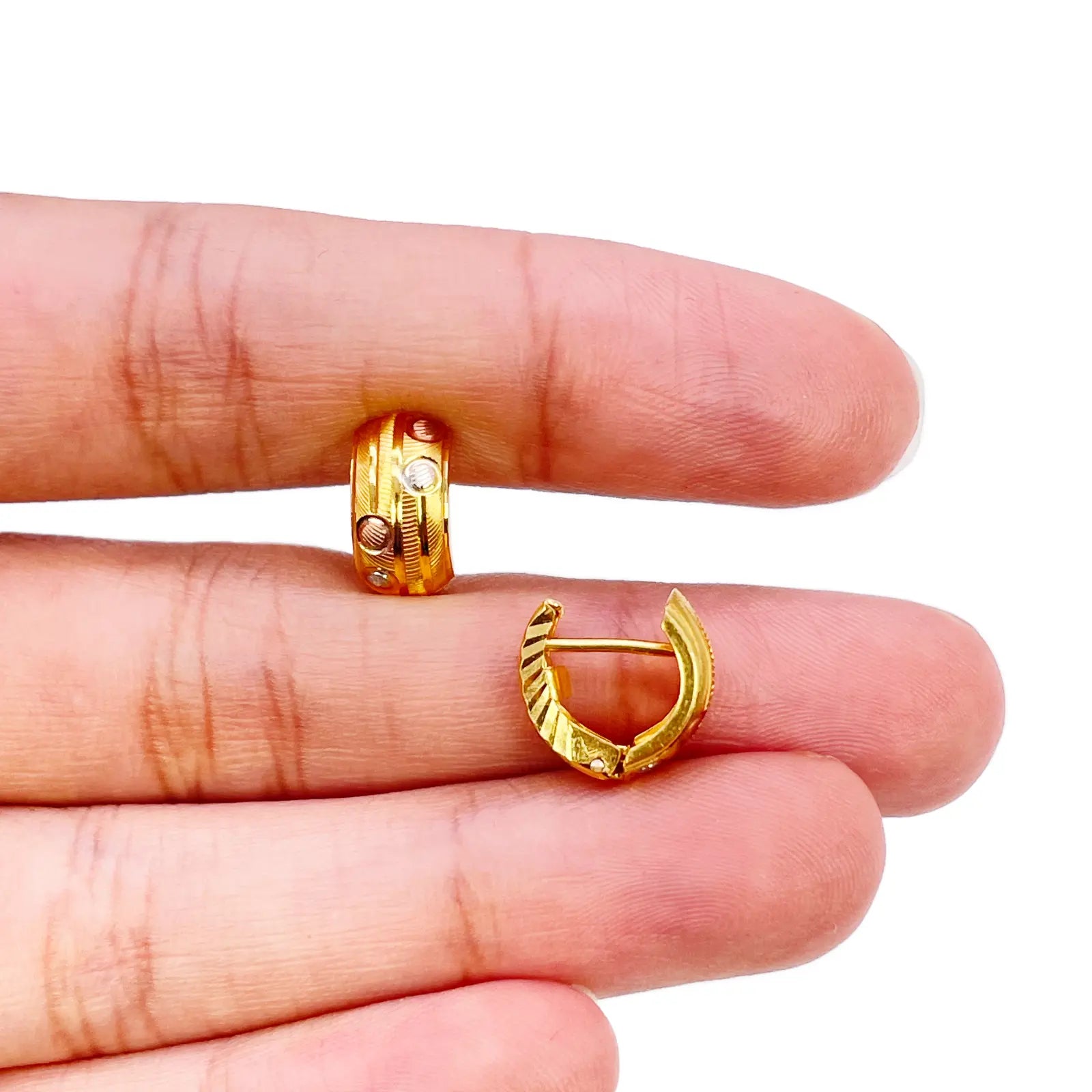 22ct Gold Triple-Tone Huggies Hoop Earrings Diameter 7 mm 