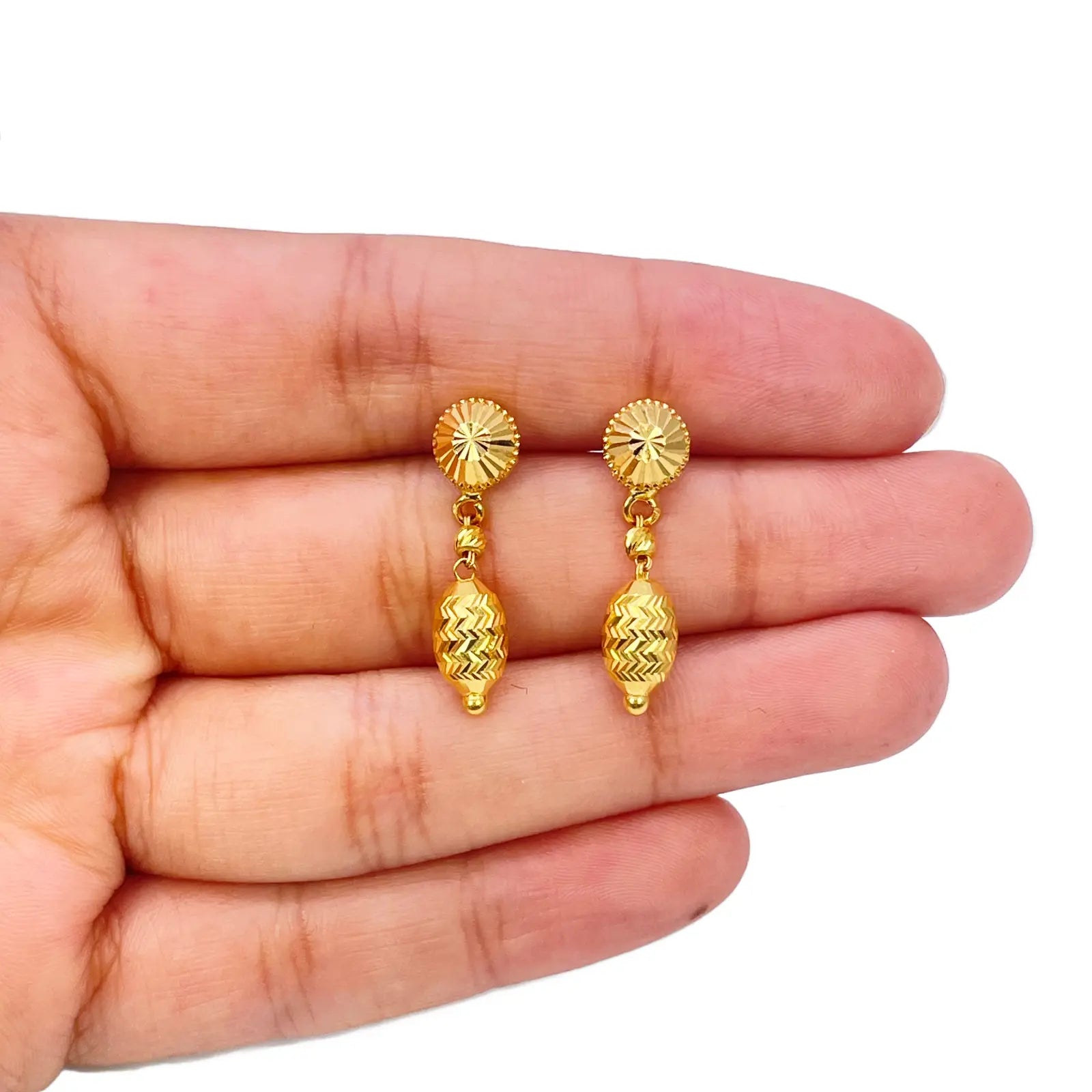 22ct Yellow Gold Diamond Cut Beaded Slip-On Necklace & Matching Drop Earrings 