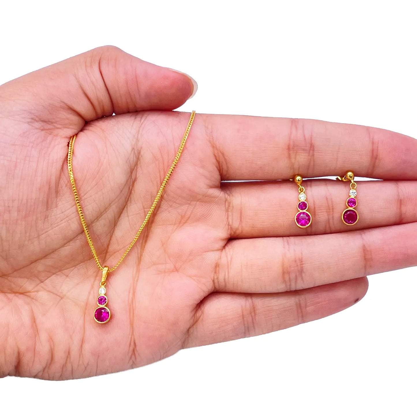 22ct Yellow Gold Drop Red Bubble Pendant & Chain With Matching Drop Earrings 