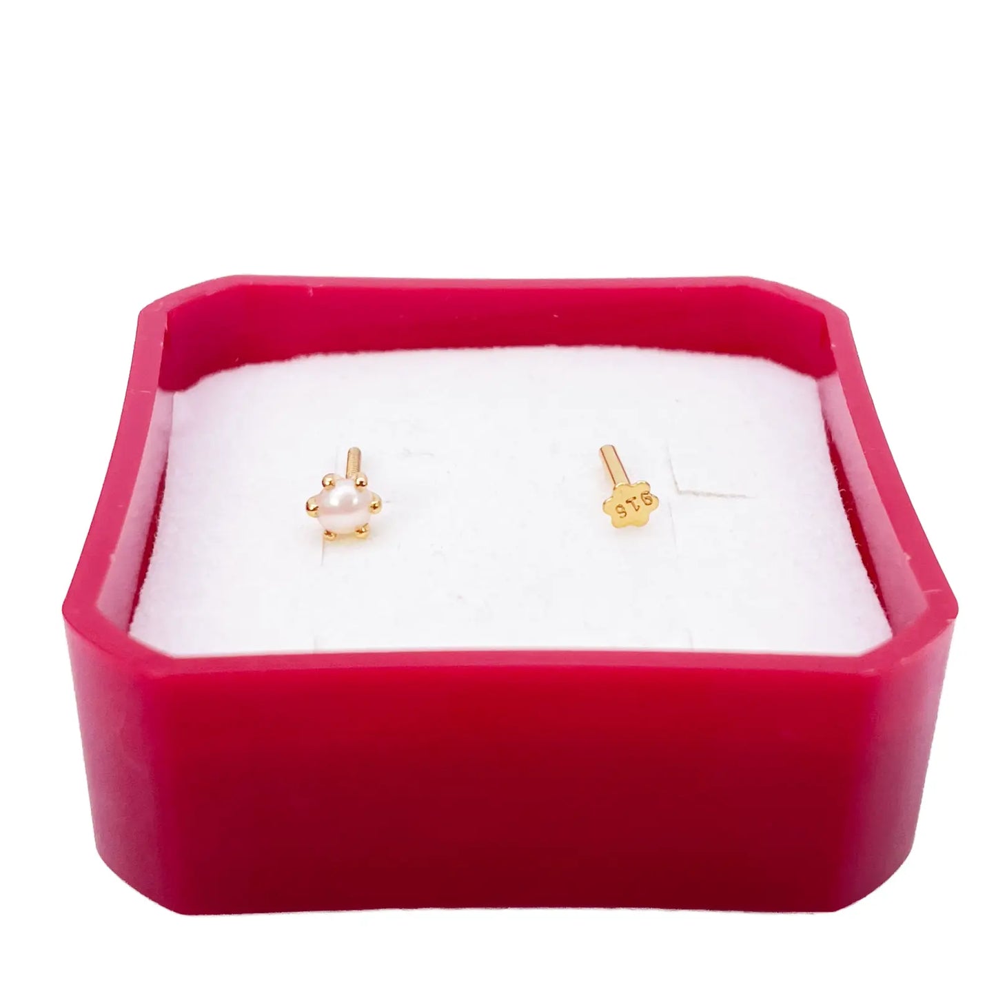 22ct Yellow Gold Freshwater Pearl Claw Single Nose Stud 3.5mm 