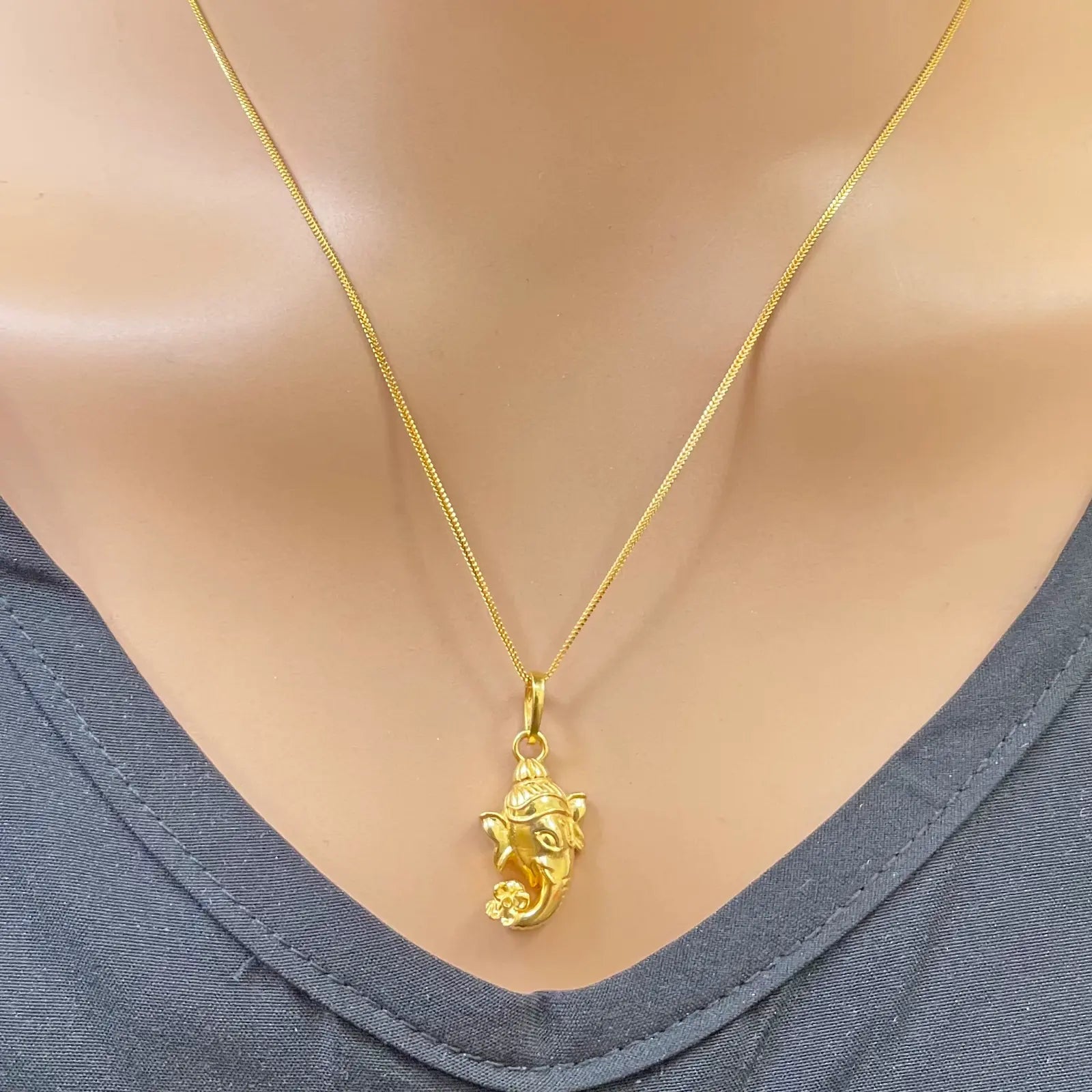 22ct Yellow Gold Ganesha Face Pendant Charm, High Polish Hindu God Head Design  Gold Pendant