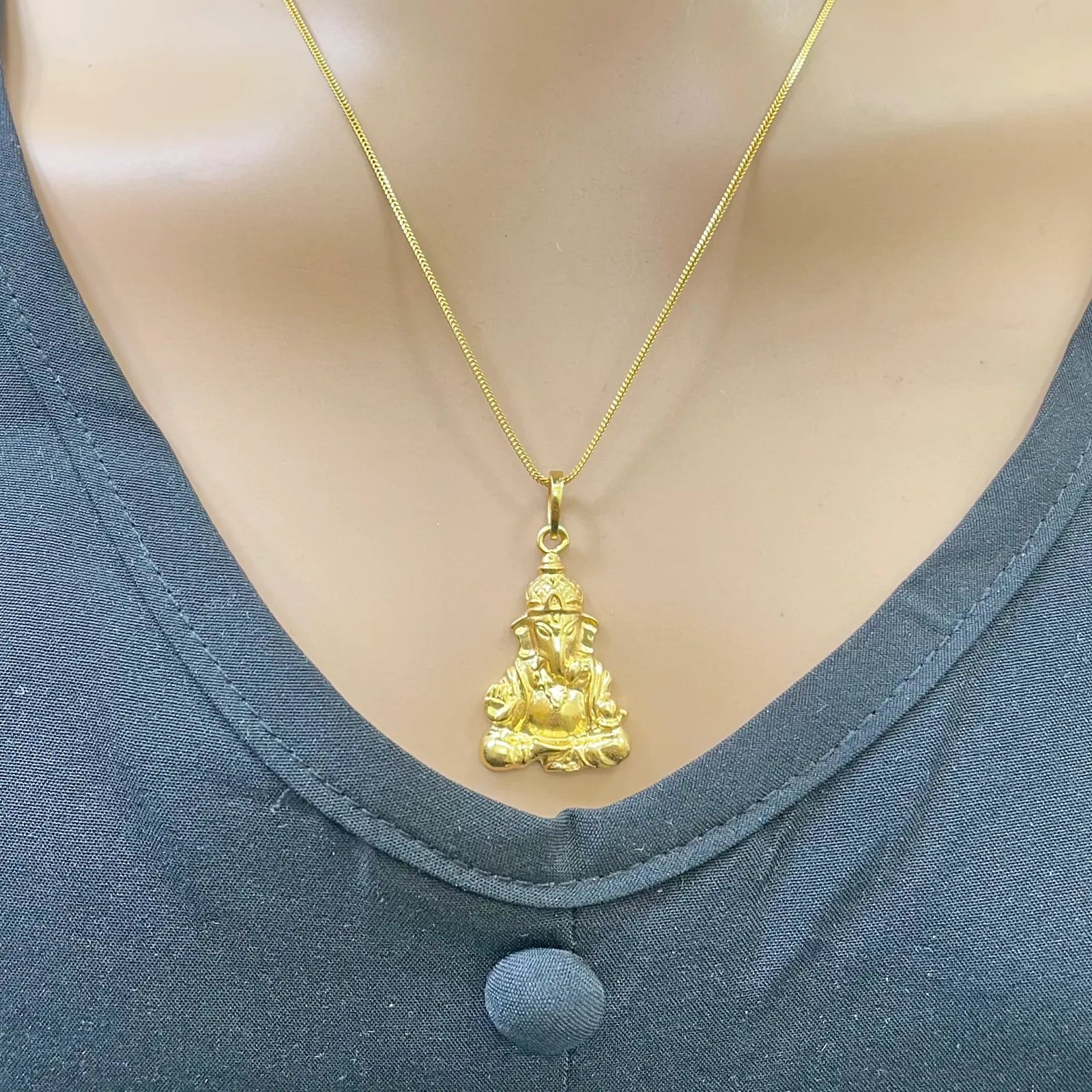 22ct Yellow Gold Ganesha Pendant ? High Polish Fine Gold, 25 x 15.5mm  Gold Pendant