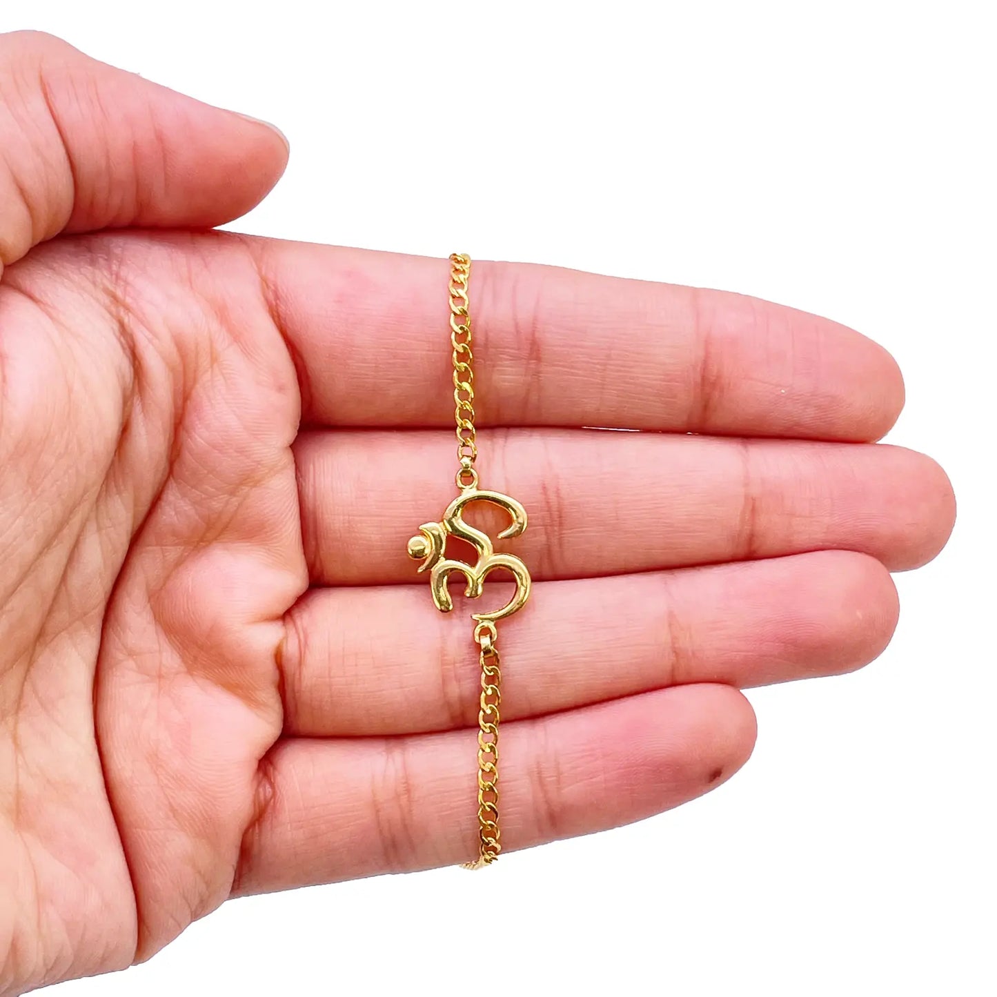 22ct Yellow Gold High Polished OM Bracelet 7 inches 