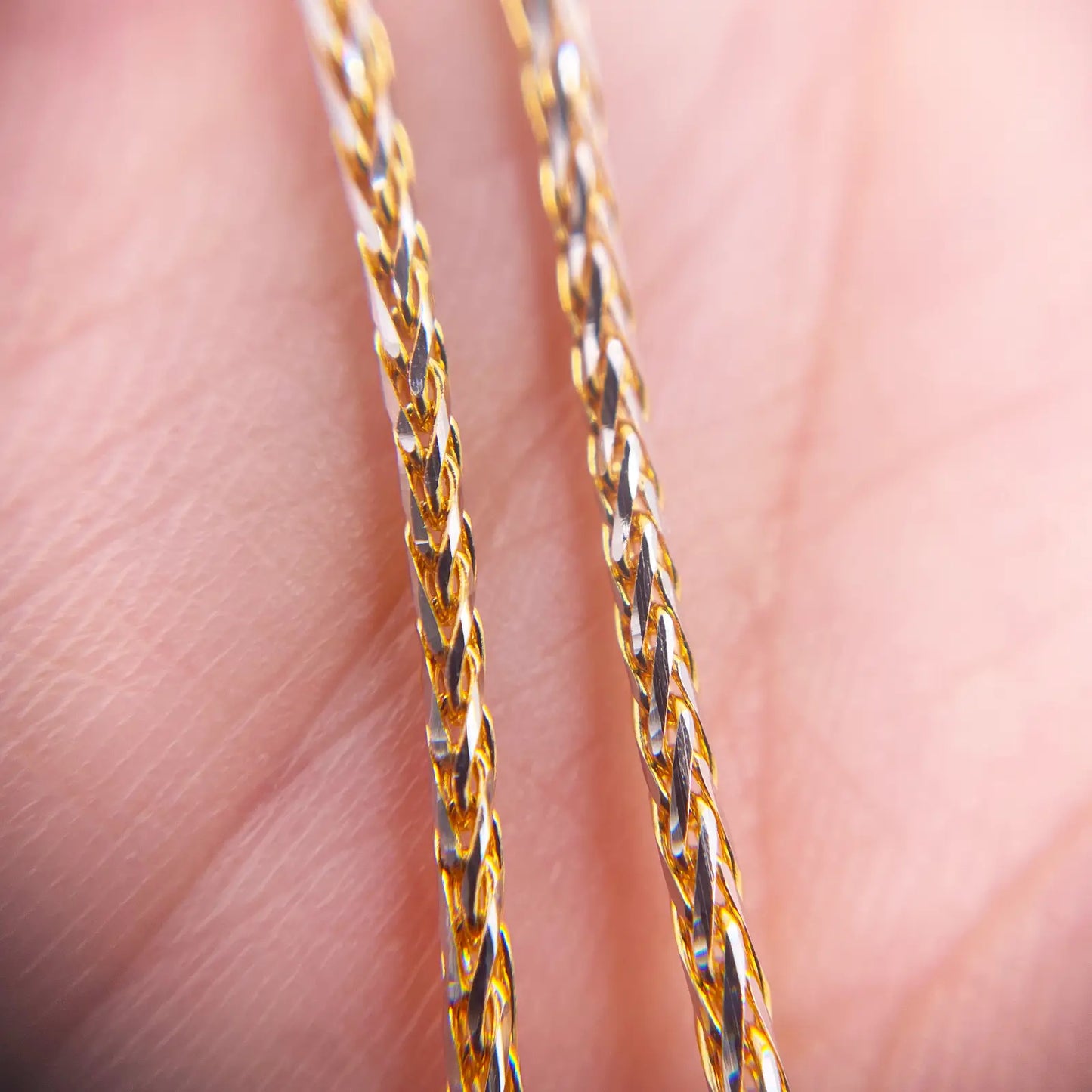 22ct Yellow Gold Two Tone Spiga Chain Necklace 20"inches 1.5mm Width 
