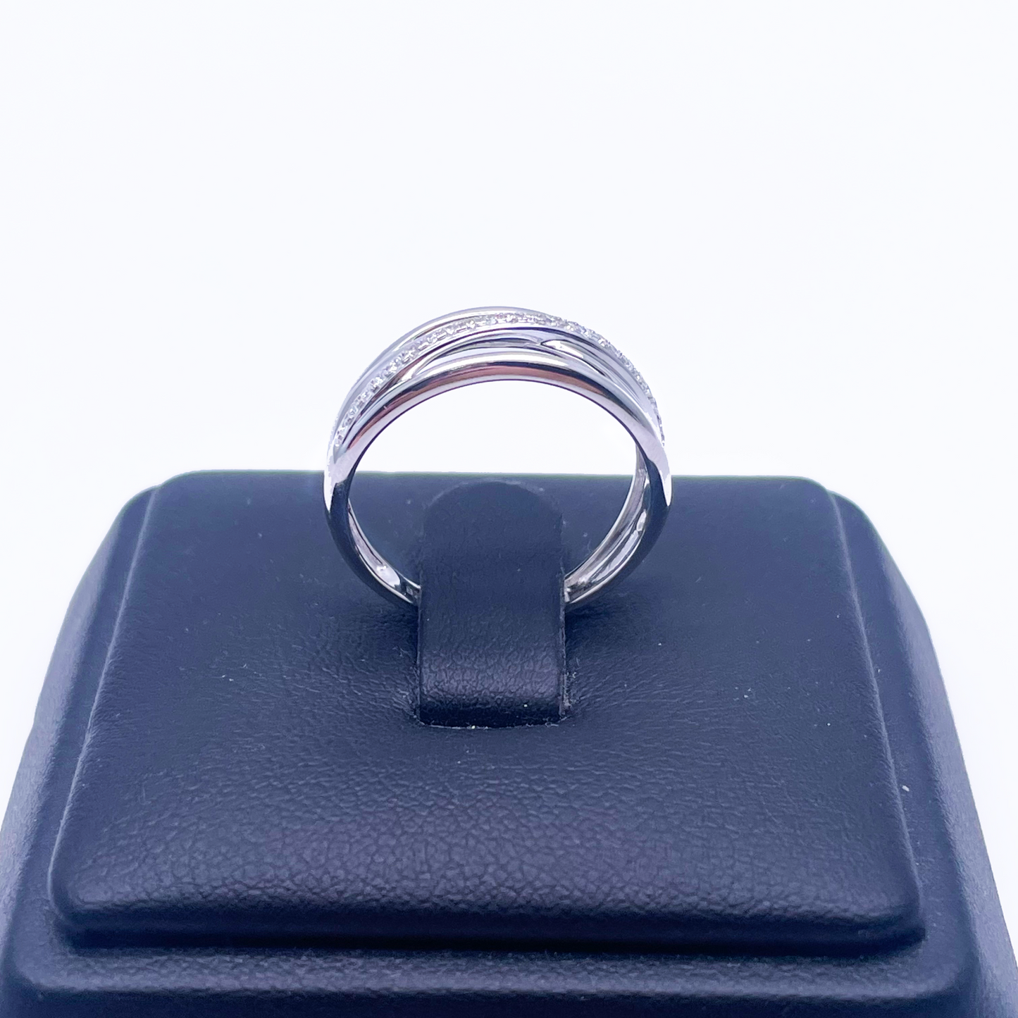 Bague Demi-Alliance Croisée Polie Diamants en Or Blanc 18 carats 0,12 carat