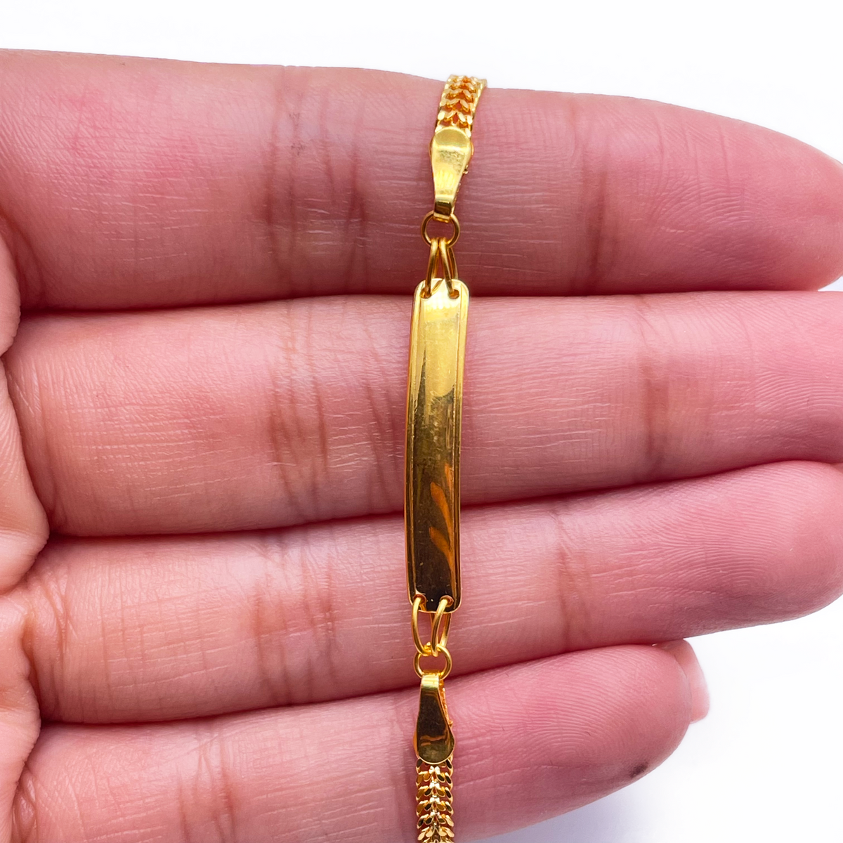 Bracelet enfant en or jaune 22 carats maille plate 5,4 pouces