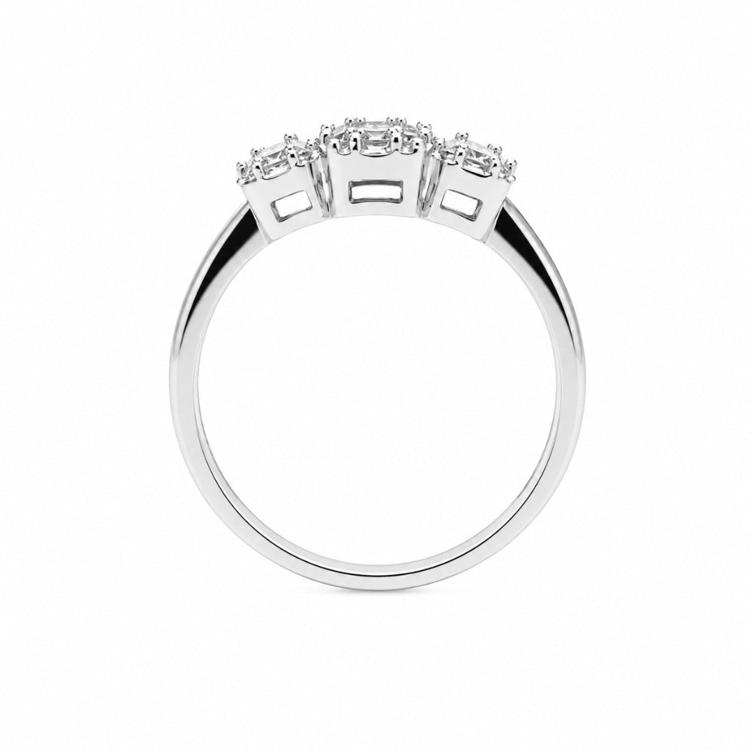 Bague trilogie en or blanc 18 carats avec diamants ronds et baguettes 0,58 carat