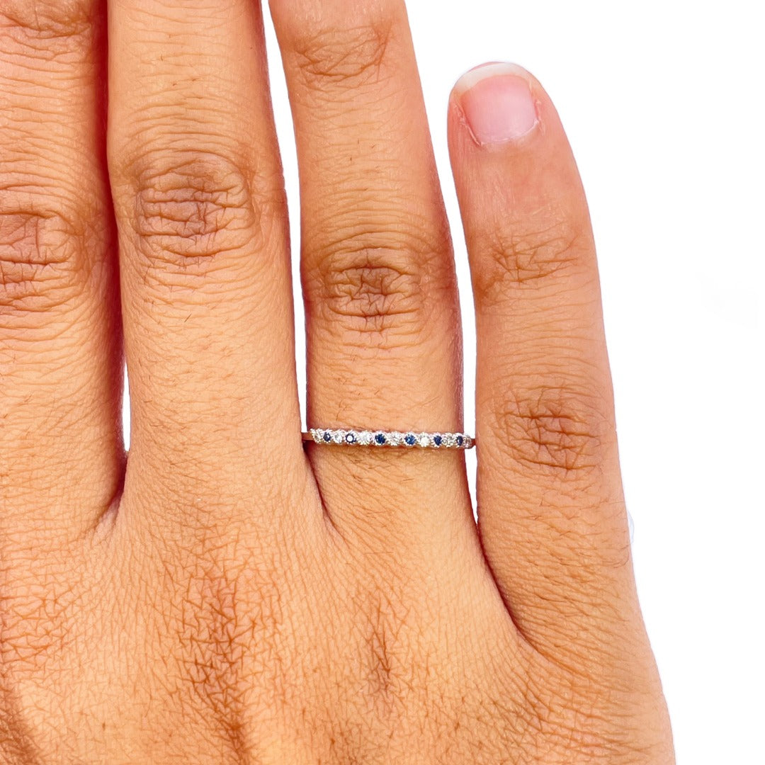 18ct White Gold Sapphire & Diamond Stackable Milgrain Ring 0.09ct