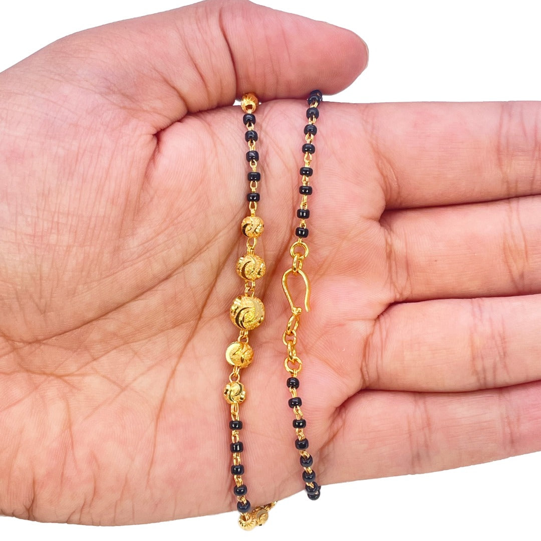 Collier mangalsutra en or jaune 22 carats perlé taille diamant 18,5