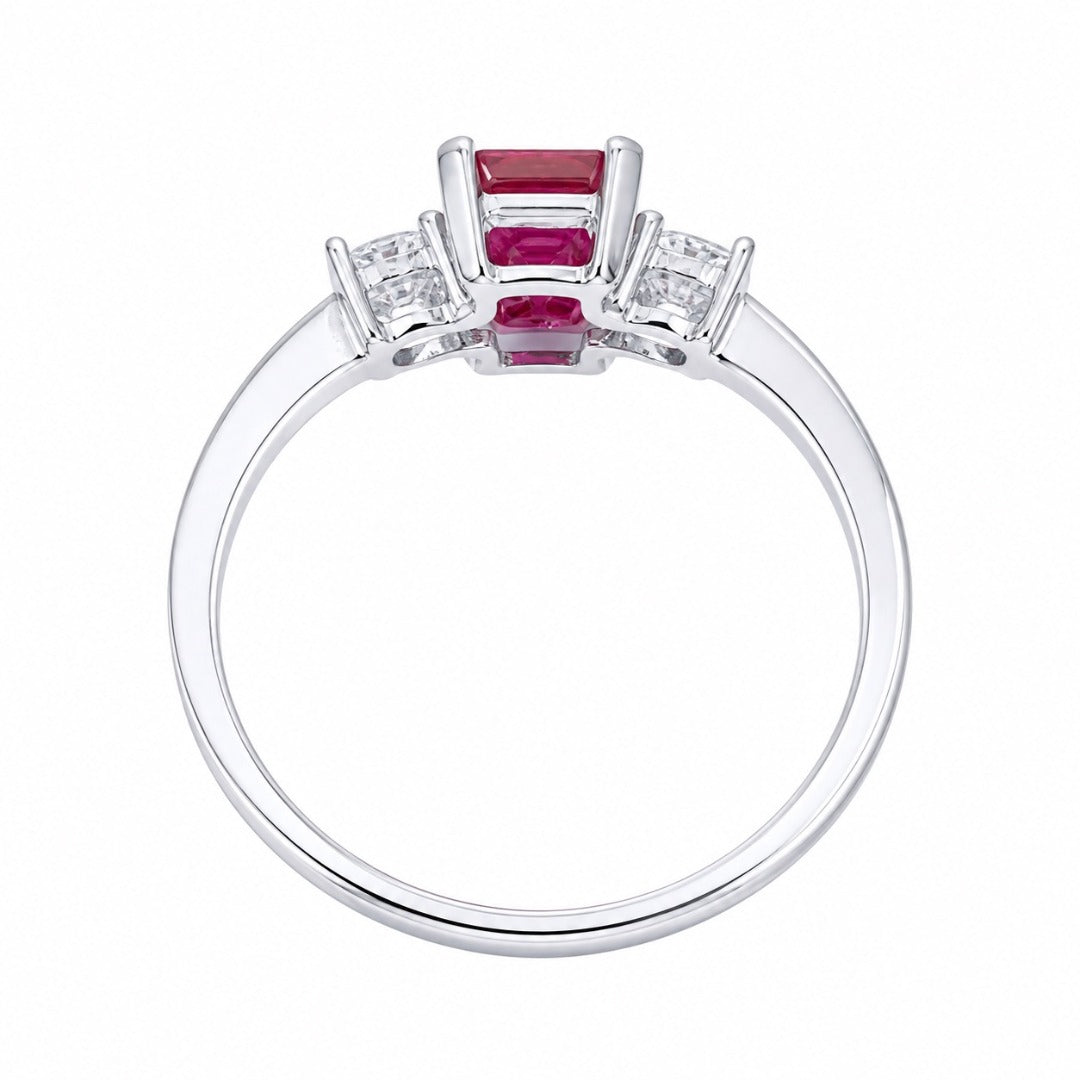 Bague trilogie en or blanc 18 carats avec rubis taille émeraude naturel et diamants ronds 1,45 carat