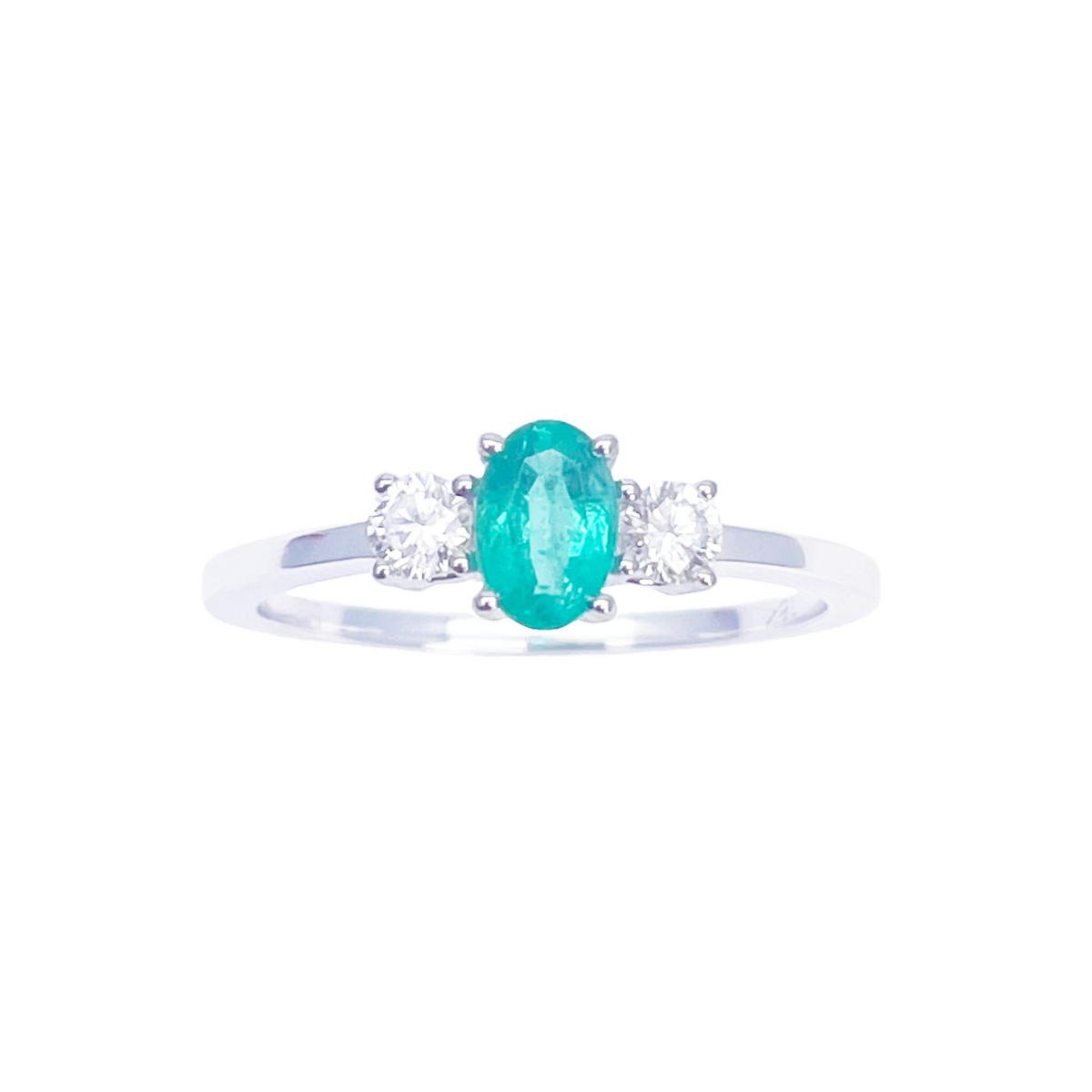 Bague en or 18 carats, émeraude et diamants, taille ronde et ovale naturelle, trois pierres 0,60 ct