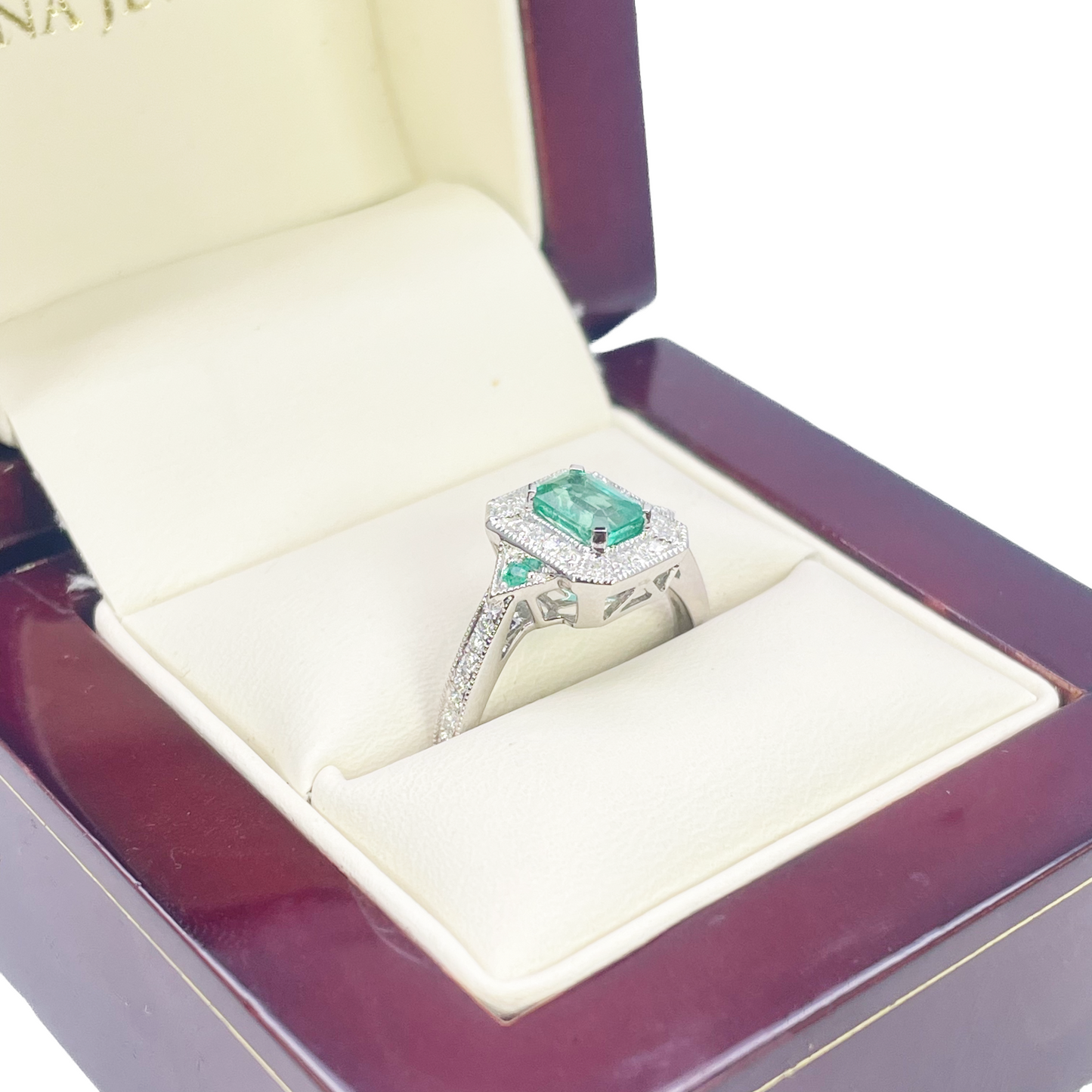 Bague en or 18 carats avec émeraudes naturelles et diamants taille ronde et émeraude 0,80 ct