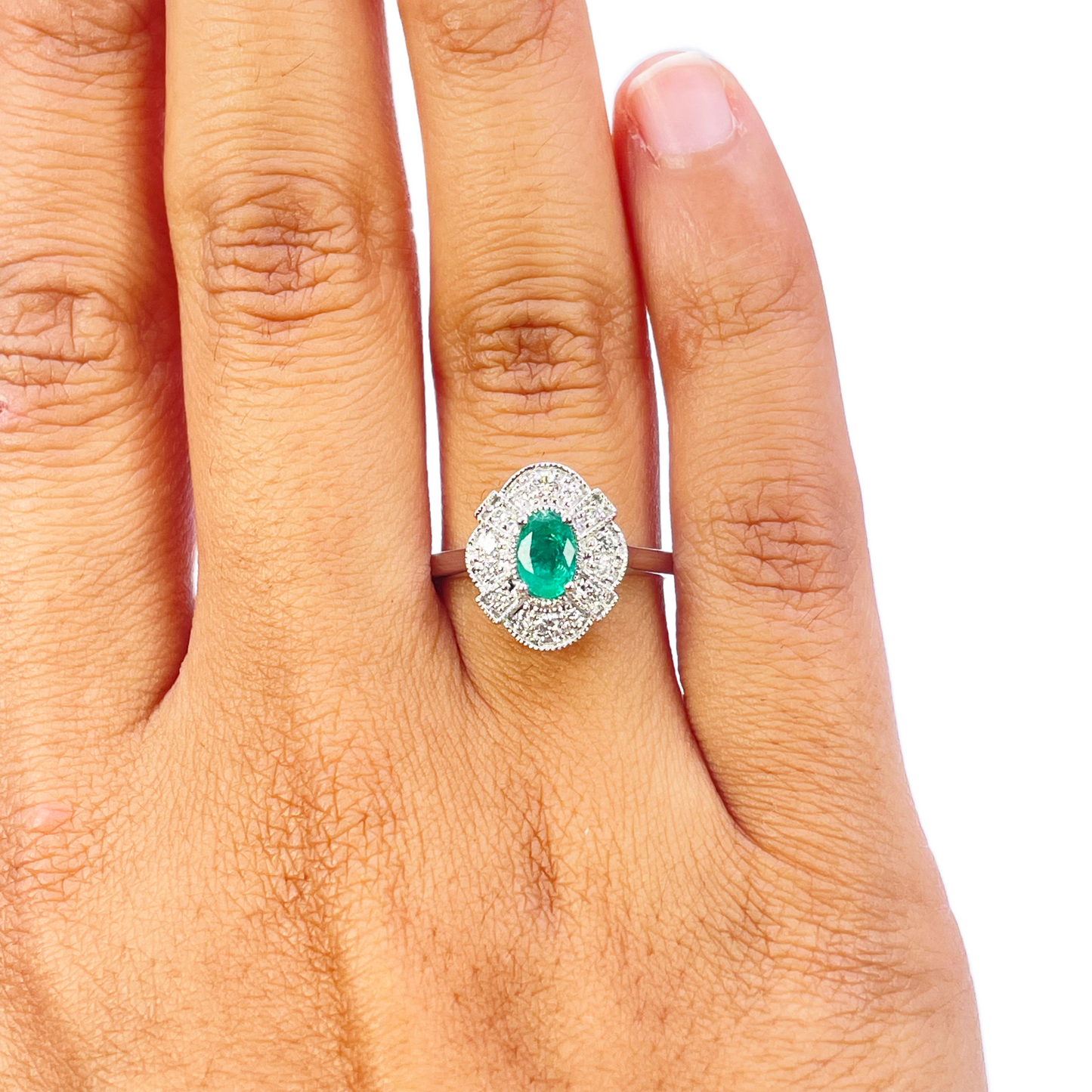 Bague auréole en or 18 carats avec diamants et émeraudes naturelles, taille ronde et ovale, 0,65 carat