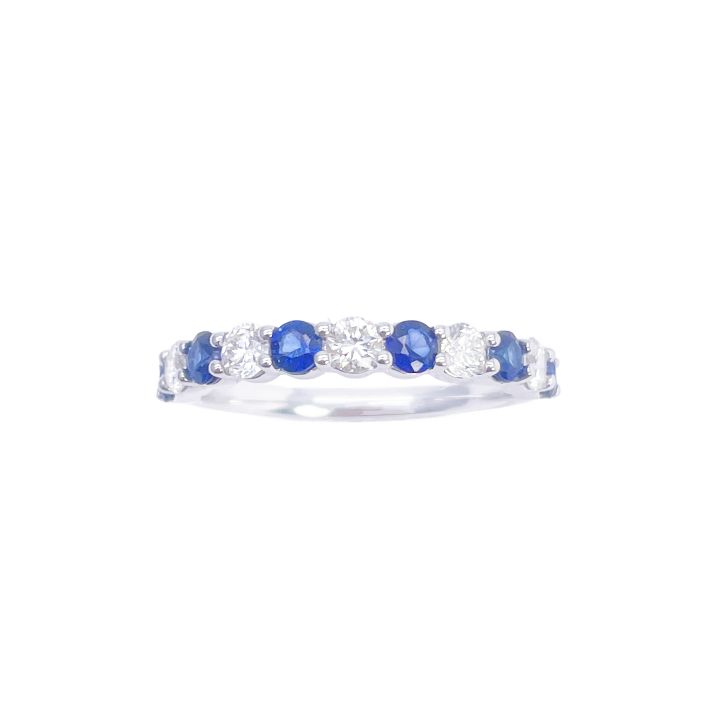 Bague mi-éternité empilable en or 18 carats avec diamants ronds naturels et saphirs 1,20 carats