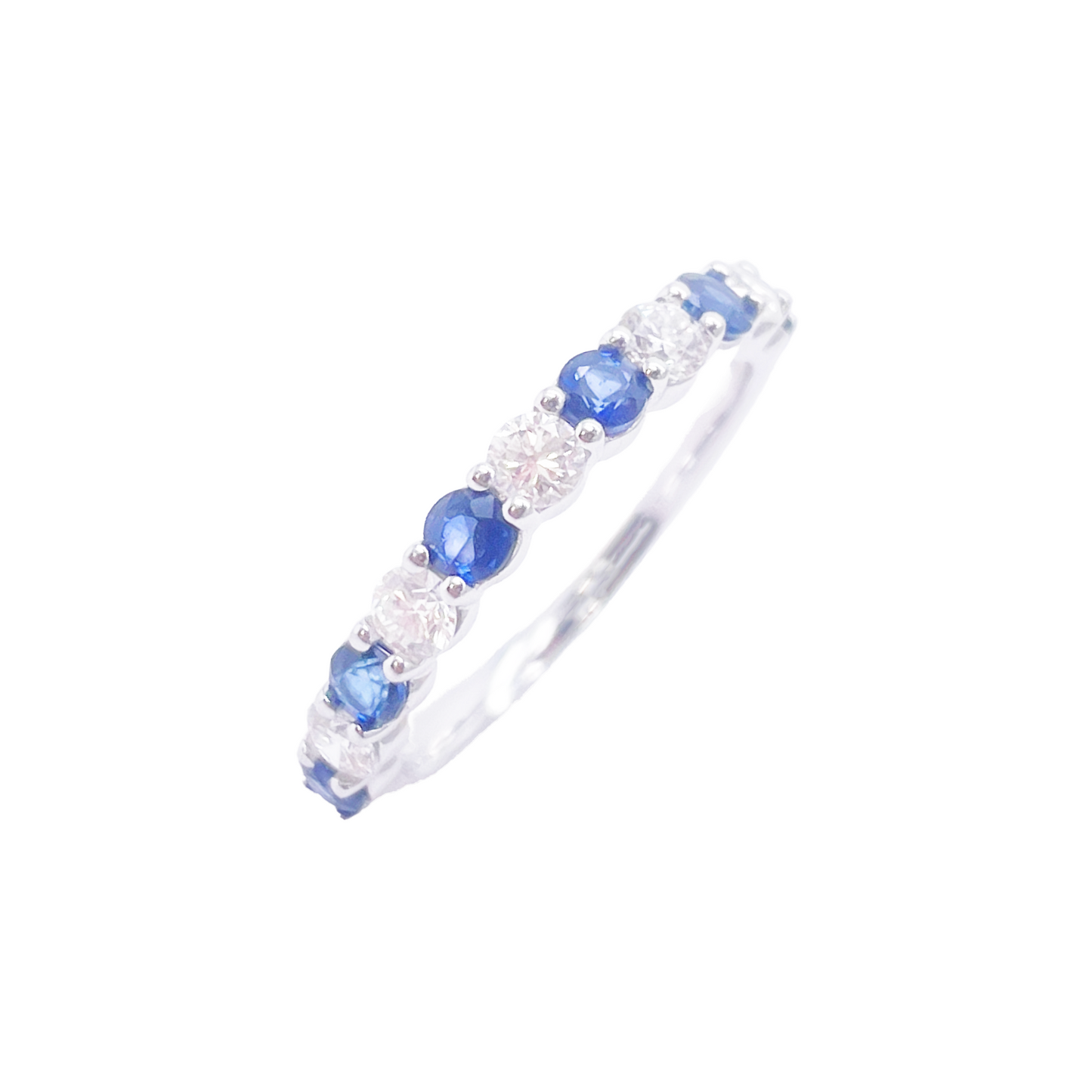Bague mi-éternité empilable en or 18 carats avec diamants ronds naturels et saphirs 1,20 carats