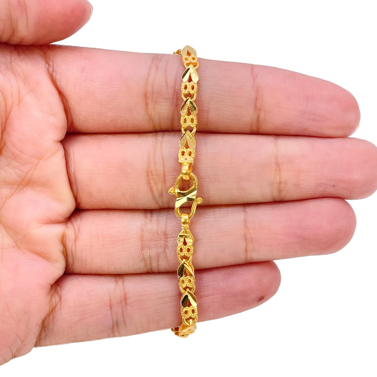 22ct Yellow Gold Chevron V Link Bracelet Diamond Cut Fancy Chain