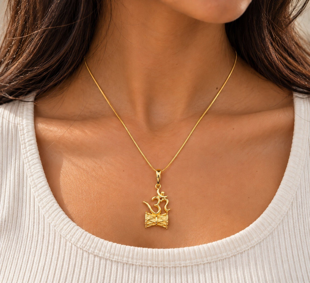 22ct Yellow Gold High Polished OM Shiva Damru Pendant (30x15mm)