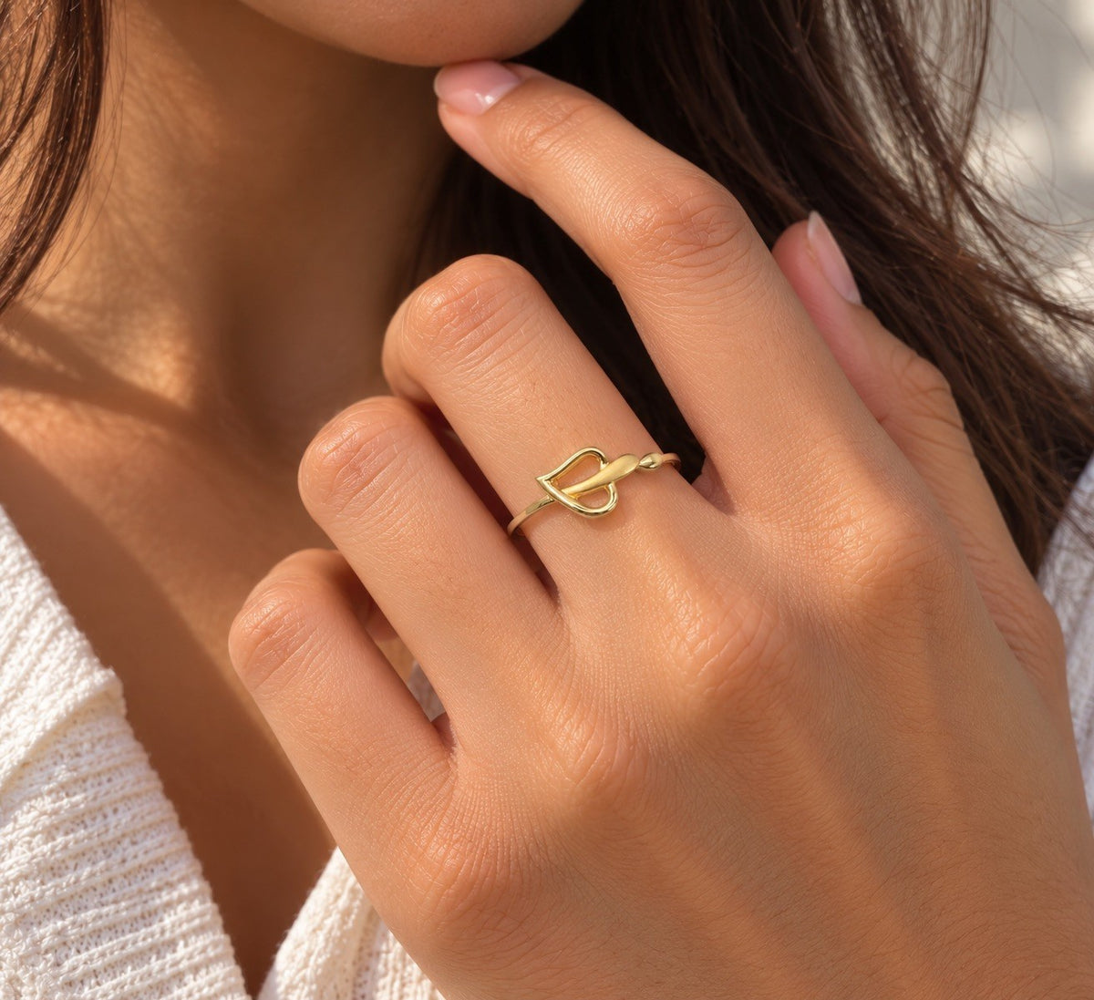22ct Yellow Gold Open Heart Ring Matte & Polished Finish Detail