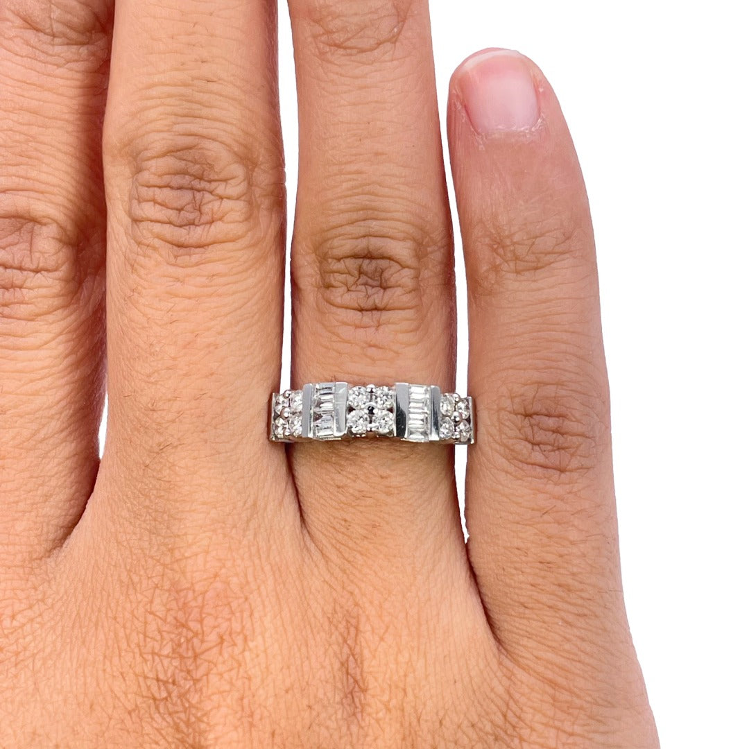 18ct White Gold Natural Round & Baguette Diamond Half Eternity Ring 0.60ct
