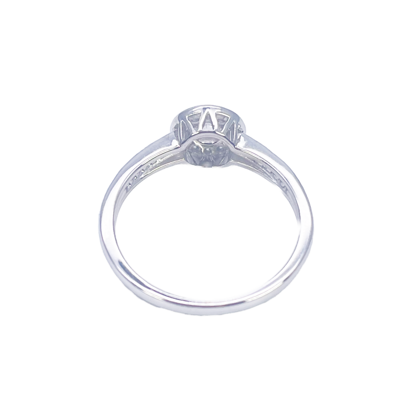 Bague halo en or blanc 18 carats et pavé de diamants naturels ronds 0,30 carat