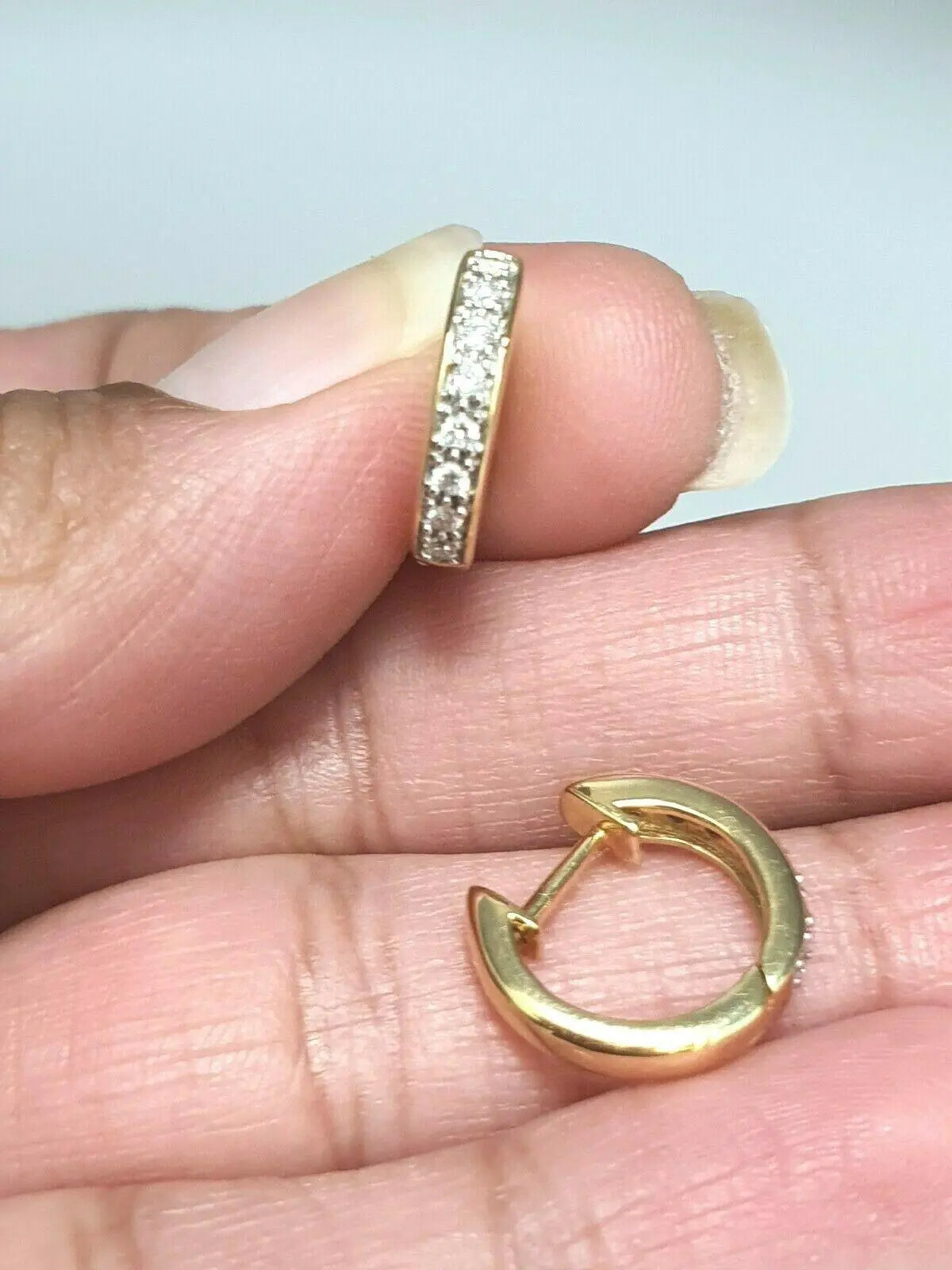 18ct Yellow Gold Diamond Pair of Hoop Earrings 0.20 carats 14mm wide  Gold Earrings